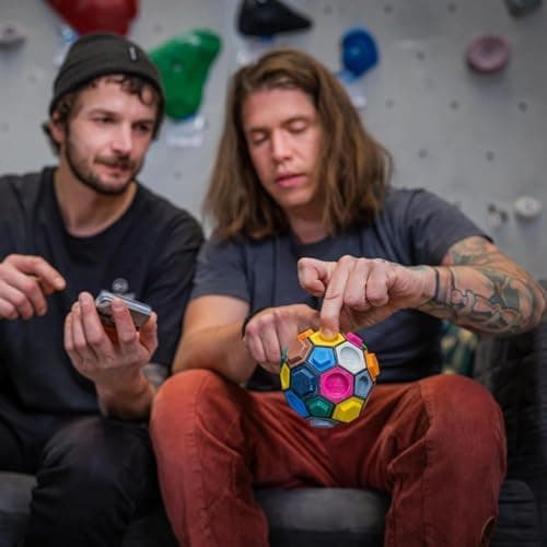 Boulderball Basic - perfektes Geschenk für Kletterer - 3D Kletterball - Klettern auf kleinstem Raum - Förderung von Konz